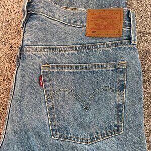 Levi 501 ORIGINAL FIT WOMEN'S JEANS - Light Wash Denim- W32 L32